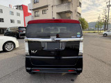 室内展示場を完備しておりますので、天候の悪い日でもゆっくりと車両をご覧下さい。