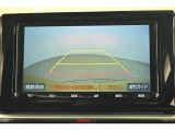 バックガイドモニターで、後方を確認しながら安心して駐車することができます。運転初心者も熟練者も必須の機能ですよ!