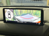 【360&deg;ビューモニター】専用のカメラにより、上から見下ろしたような視点で360度クルマの周囲を確認することができます☆死角部分も確認しやすく、狭い場所での切り返しや駐車もスムーズに行えます。