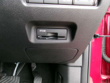 ETC車載器が付いています。高速道路の料金所をノンストップで通過!
