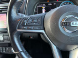 ハンドルには各種スイッチがありますが、運転中でも操作がしやすくなっております。