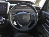 【Honda SENSING】いつもの道で、高速道路などで、安心・快適な運転を支援します。先進の安全運転機能システム搭載。