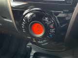 【 オートエアコン 】車内温度を感知して自動で温度調整をしてくれるのでいつでも快適な車内空間を創り上げます!//
