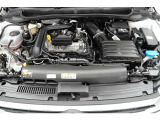 【エンジン】1.0L 直列3気筒ターボを搭載しております。