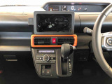 温度を設定すれば、自動で車内の温度管理をしてくれる優れものです♪ATミッションで運転楽々
