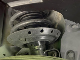 お車を安心してお乗りいただく為には、足回りの定期点検が欠かせません。サービスサポート(有償保証)では無料点検もご提供しており、安心のカーライフをお過ごしいただけるサポート体制が整っています。