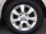 15インチアルミホイール!!格好良くてホイールがあなたの愛車をいっそう輝かせます☆