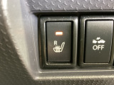シートヒーターが付いています!寒い日に便利な装備ですね。