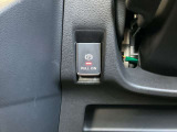 パーキングブレーキは電動式、オートホールド機能も付いています。