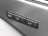 【メモリー機能付きパワーシート】ドライバーごとに設定したシート位置を記憶して、ボタン一つで切り替えできる便利な機能!運転する方が複数名いらっしゃるご家庭におすすめです♪