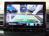バックカメラ搭載☆ナビと連動して死角となっている車体後方の状況を映し出し、駐車時のサポートをしてくれます♪