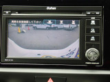 バックカメラ装備しております。駐車時に大変役に立ちますよ。駐車が苦手な方にも便利機能です。