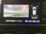 バックカメラが付いているので、車庫入れもラクラクです♪更にバンパーに取り付けられたソナーセンサーで、障害物を音とナビゲーション画面で知らせてくれます♪