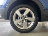 205/55R17タイヤにStyle専用のアルミホイールを装着しております。