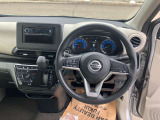 運転席周りです☆細かいオプションなど、気になるところがあればお気軽にメールやお電話等でお問い合わせください!もちろんご来店の上実車のご確認だけでも大歓迎です☆