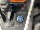 シフト連動パーキングブレーキ&オートブレーキホールド機能付きで運転が快適に&hellip;♪