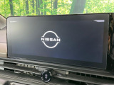 【メーカー純正ナビ】インテリアに溶け込むスタイリッシュな「専用設計」メーカーナビを装備♪視認性や操作性など基本性能にも優れ、より上質なカーライフをお楽しみいただけます。