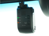 ◆ドライブレコーダー◆映像・音声などを記録する自動車用の装置です。 もしもの事故の際の記録はもちろん、旅行の際の思い出としてドライブの映像を楽しむことができます。