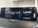 【アダプティブ・LED・ヘッドライト】 ハイ/ロー/ワイドの3種類のLEDライトを常に最適な配光に自動制御します。対向車や歩行者には照射せず、必要な部分にだけ光を当てます。