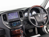 使いやすさや安全性を追求したステアリング周り!高級車ゆえにスイッチ類が多いのも特徴ですね!考え尽くされた配置ですぐに使いこなす事が出来ますのでご安心下さい!是非、体感してみて下さい!!