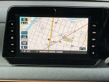 日産純正9インチメモリーナビ(MJ323D-L)装備、純正ドライブレコーダー連動やBluetooth通信など充実したAV機能に対応した高機能ナビ。視認性を高める7インチのアドバンストドライブアシストディスプレイを搭載。