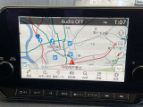 新しいNissanConnectが叶える新時代のEVドライブサポート。9インチの大画面モニターを搭載し、Apple CarPlayへのワイヤレス接続やAndroid Autoにも対応。