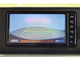 バックガイドモニターで、後方を確認しながら安心して駐車することができます。運転初心者も熟練者も必須の機能ですよ!
