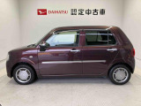 側面からの写真です。ご希望のお車が見当たらない場合は、弊社スタッフがしっかりとお客様のご要望に合ったお車をお探し致します。