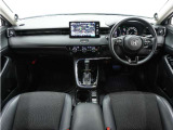 ◆視界広々で非常に運転しやすくロングドライブでも疲れを感じさせないすっきりとまとまったインパネ周りです。