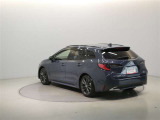 ご覧の車両以外にも多数のU-Carを展示販売しております。
