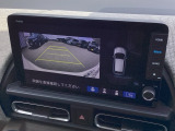バックカメラも装備しております。車庫入れの苦手なお客様も安心!重宝してくれます!