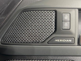 MERIDIANは英国のプレミアムオーディオブランドです。重低音から高音域までしっかりと再現でき、コンサートのような臨場感溢れる音響空間を実現します。どうぞ店頭にてご体感ください。