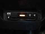 今や標準装備になりつつあるETC車載器も装着されております。料金所を通過するときも楽々です。