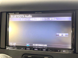 ●Bluetooth:お手持ちのスマートフォンなどと接続し、ハンズフリー通話や臨場感溢れるミュージック再生をお楽しみいただけます。無線接続ですので煩わしさもありません♪
