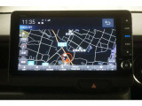 純正9インチHondaCONNECTナビ(LXU-242NBi)&バックカメラが装備されているので、普段の使い勝手もロングドライブも快適です。
