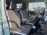 運転席シート廻りは使用感も少なく、良好な状態となっています。丁寧に使われていたことがよくわかりますね。