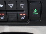 シートヒーター装備付き車!!座席に埋め込まれた電熱線によりシートを暖めることが出来る装備で、温められたシートは、寒い冬には最適です!!