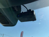 日産純正ドライブレコーダーが付いております!運転中の録画を行ってくれますので、万が一のときに役に立ってくれますよ!