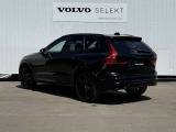◆バック/万が一を考え、安全性を重視する方に選ばれているVOLVO車。ドアを開閉するとその重み・厚みに驚くはず