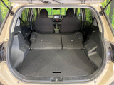 普段のお買い物や通勤、送迎等に十分な荷室スペースを確保しております。セカンドシートを倒すと、大きな荷物の積載も可能です♪