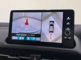 ★マルチビューカメラシステム★ギヤをRに入れるとナビの画面には上空から見下ろし感覚の映像がドライバーをアシスト★