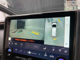 フロントカメラは運転席よりも前の視界を確保することで事前に危険を予知し、事故や衝突を防ぎます。