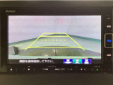 【バックカメラ】運転が苦手な方も車庫入れラクラクです!ギアをリバースに入れれば自動的に切り換わりますので、面倒な操作は不要です♪狭い駐車場もお車を傷つけず安心ですね!