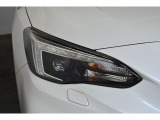 LEDヘッドライトで夜間の運転も安心です