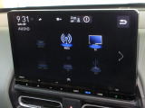 ナビゲーションはギャザズ11.4インチコネクトナビ(LXM-247VFLi)を装着しております。AM、FM、CD、DVD再生、Bluetooth、音楽録音再生、フルセグTVがご使用いただけます。