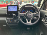 大きなガラスで視界が良く運転しやすいです
