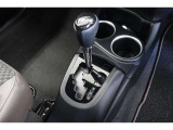 従来のATに比べ変速ショックの少ないCVT。シフトの操作はAT車と同じです。