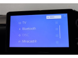 Bluetoothオーディオ再生、地デジ(フルセグ)対応。CD・DVDプレイヤーも装着しています☆