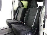 ゆとりある広々とした車内空間は、ドライブを始め買い物やレジャーなど、幅広く活躍します。一人でもみんなとでもお出かけを楽しみましょう!