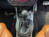 ご覧いただきありがとうございます。当店はショールーム内と屋外展示場に選りすぐりのFIAT・ABARTH・Alfaromeoの正規認定中古車を展示しており、在庫車両はできる限り多く撮影、掲載してご案内しております。